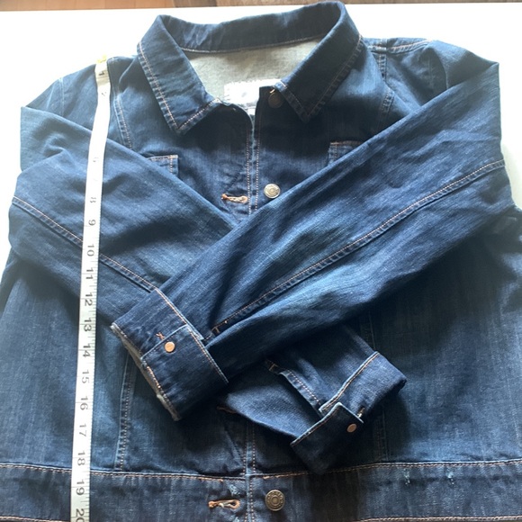Old Navy Womens Denim Jacket XL - Picture 2 of 3